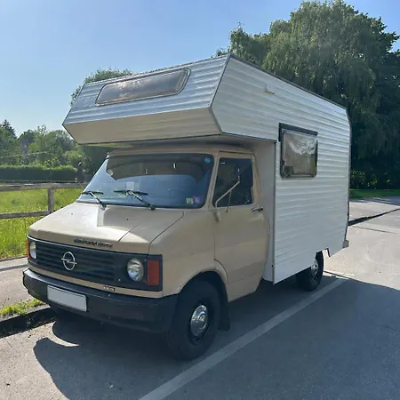 مكان تخييم Charmantes Oldtimer Wohnmobil